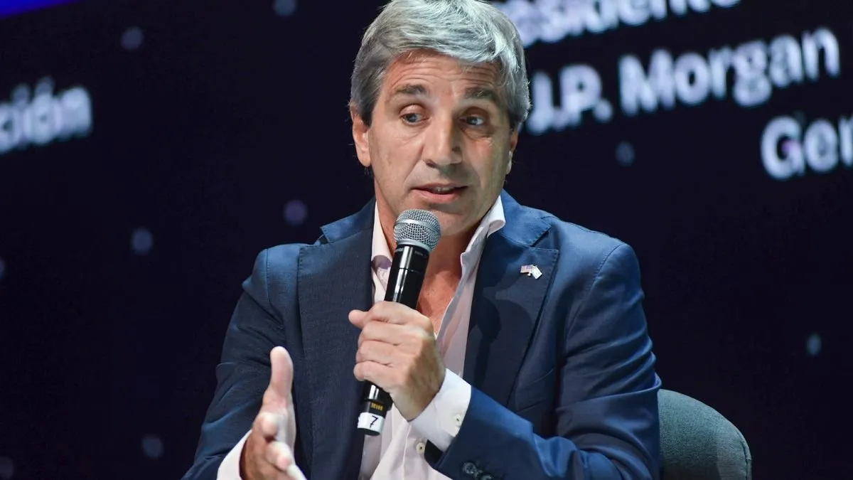 Luis Caputo asegura que no habrá corrida cambiaria y dio detalles sobre el acuerdo con el FMI
