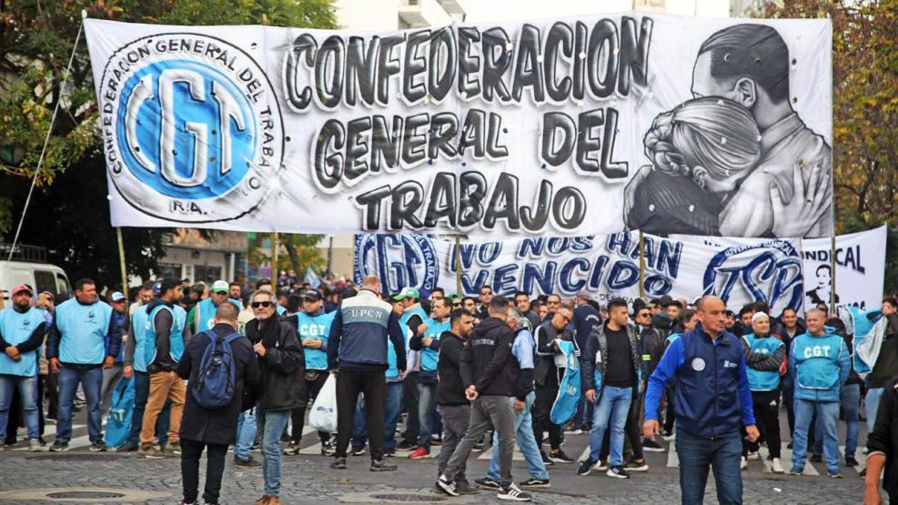 La CGT realiza su tercer paro general contra Milei: menor adhesión y en plena transición interna