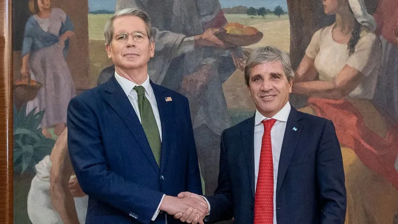 El Gobierno usa dólares del FMI para «limpiar» al Banco Central