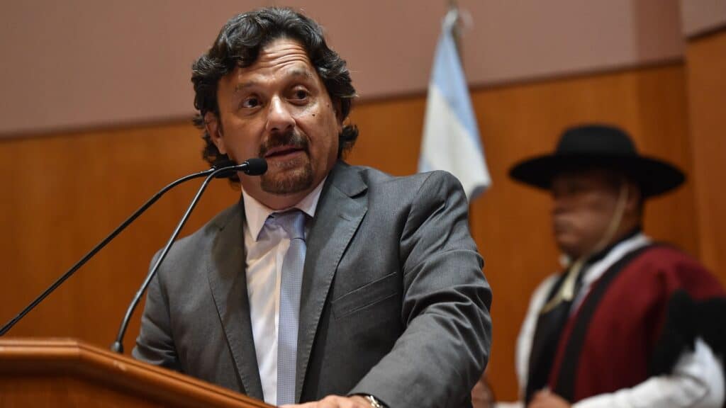 Sáenz retrocede y promete que los jubilados seguirán en el IPS: “Nunca los vamos a mandar al PAMI”