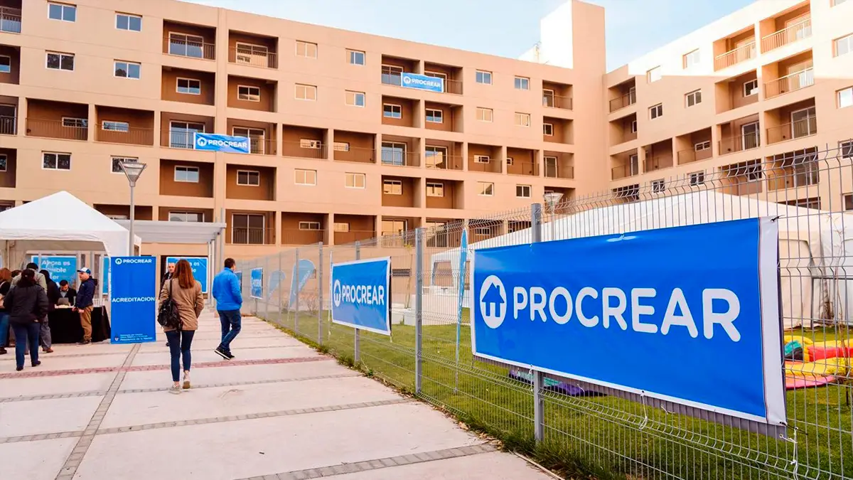Milei disuelve el Procrear: los créditos siguen, pero ahora en un banco privado