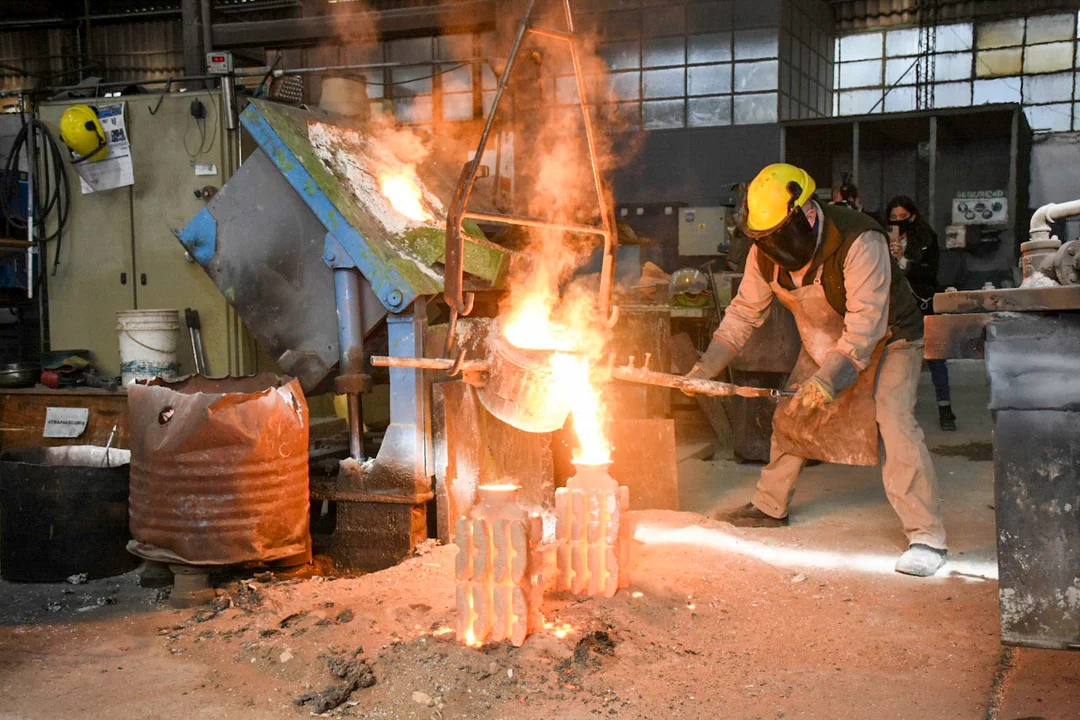 La industria se despierta: creció 2,2% en abril