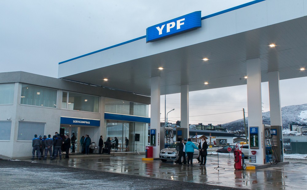 Sube la nafta en Salta: llenar el tanque ya cuesta hasta $79.000
