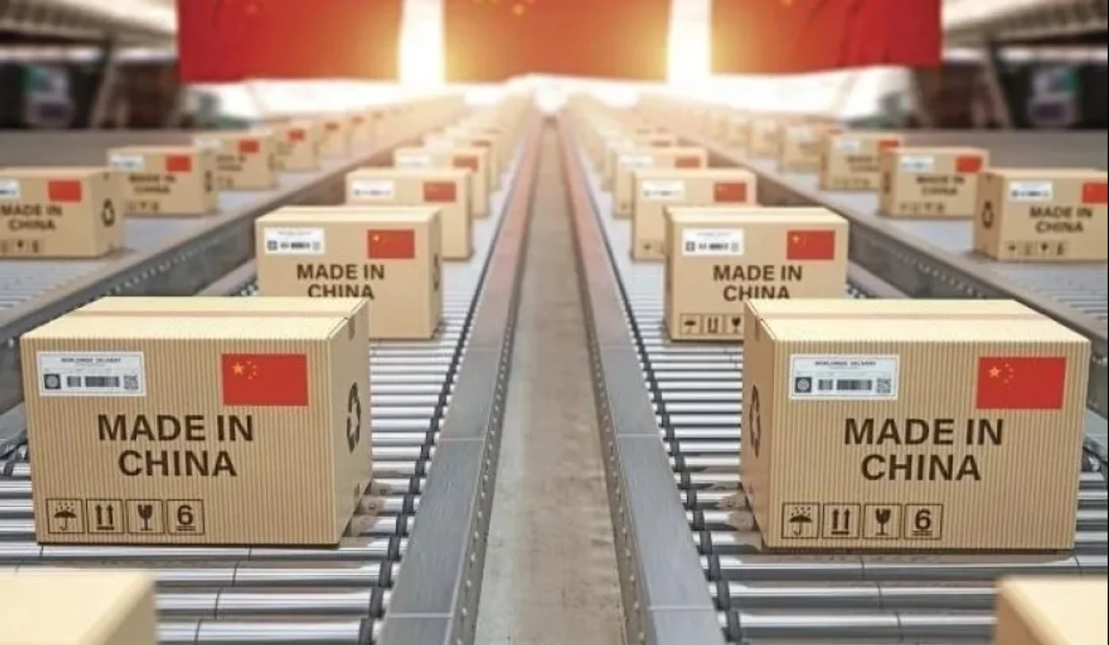 Fiebre de compras a China desploma el superávit: las importaciones crecieron 34% y el saldo cayó 74%