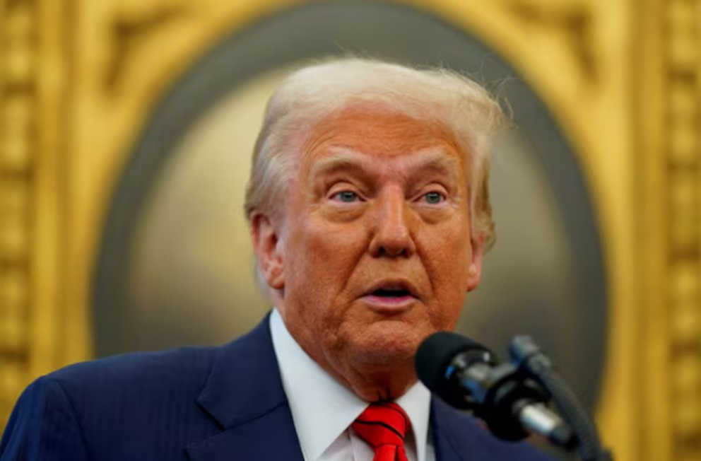 Trump exigió a los países de la OTAN dejar de comprar petróleo ruso antes de que EEUU imponga nuevas sanciones a Moscú