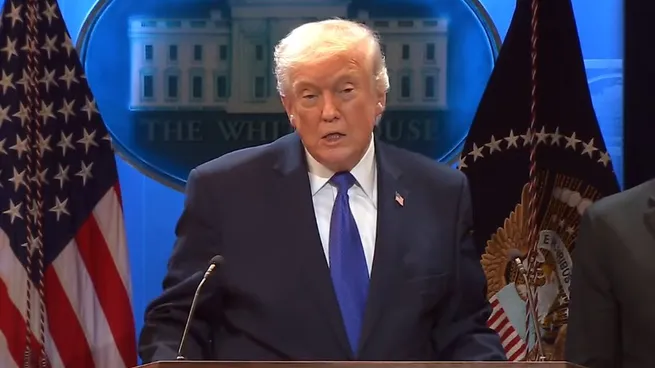 Tras fallo de la Corte de EEUU, Donald Trump anunció un nuevo arancel general del 10% bajo otros mecanismos