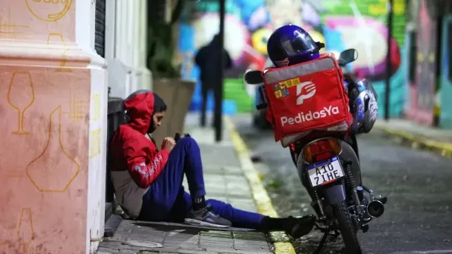 Precarización laboral: el cuentapropismo roza los niveles de la pandemia y ya representa casi el 25% del empleo urbano