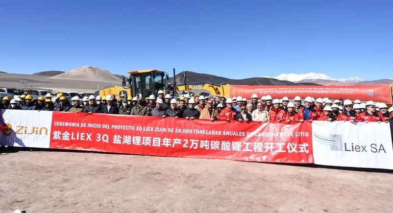 China acelera su avance en la minería de América Latina: 48 activos y foco en litio