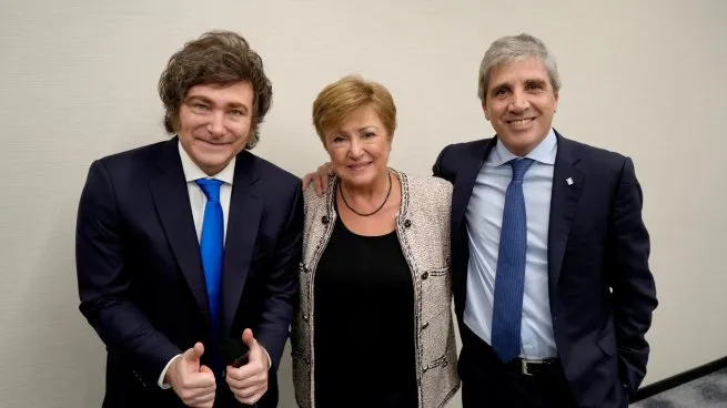El FMI aprobó la segunda revisión del acuerdo con Argentina y le gira u$s1.000 millones