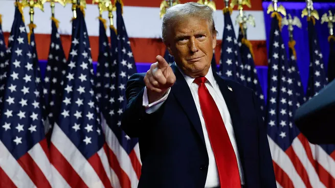 Ofensiva de EEUU: advierten que Donald Trump exige a las empresas elegir entre el mercado de Irán o el dólar