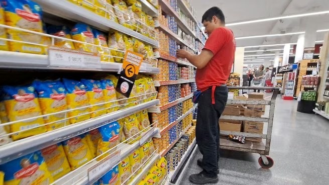 Recaudación: el IVA completó en septiembre casi un año de bajas y profundizó señales de debilidad del consumo